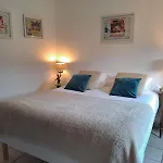 Chambres D Hotes Near Macon With Secure Parking Bed & Breakfast 3*
