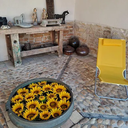 D Hotes Near Macon With Secure Parking Bed & Breakfast 3*